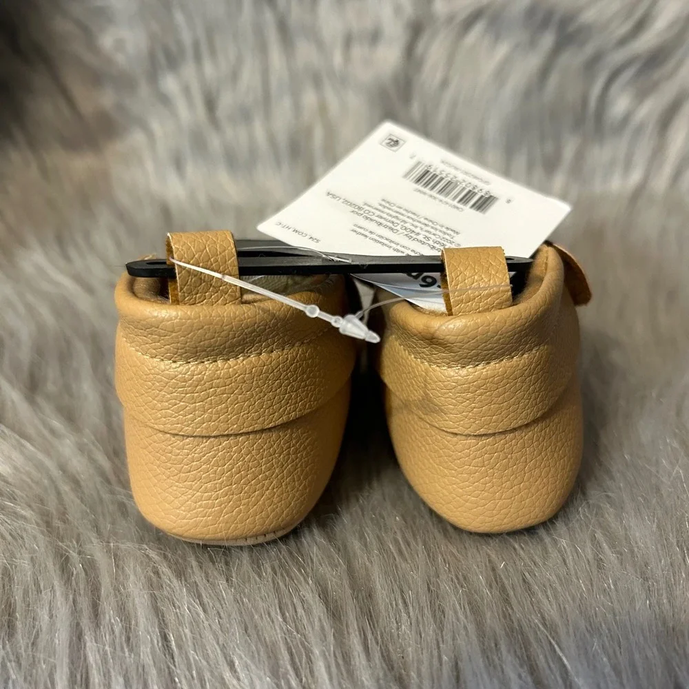 Carter's Child Of Mine Crib Shoes Baby Size‎ 3-6 Months Brown Bow Shoes NWT